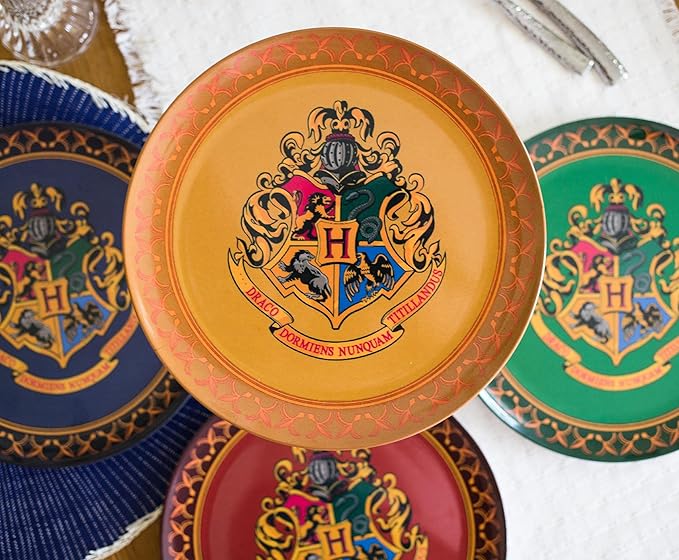 Harry Potter Hogwarts Crest Melamine Plate Set